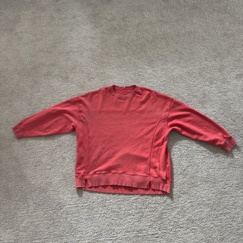 Women's Coral Color Arie Crewneck Size Large
